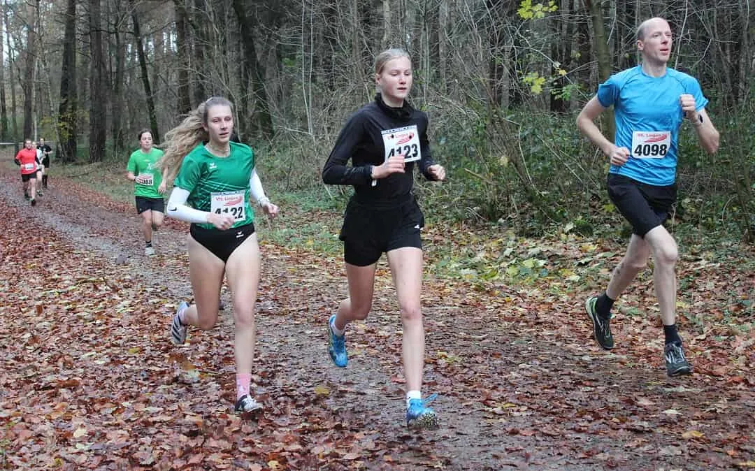 2 Doppelsiege beim Emsland-Crosslauf